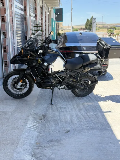 BMW GS 1250 triple black 2022