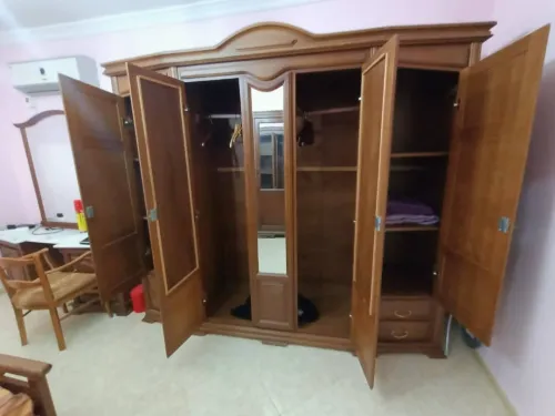 Chambre à coucher complète en bois hêtre  Très bon état