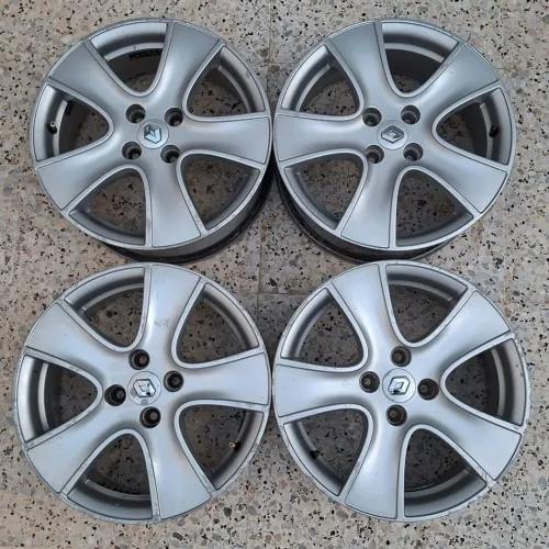 Jantes alliage Renault clio 4 d'origine