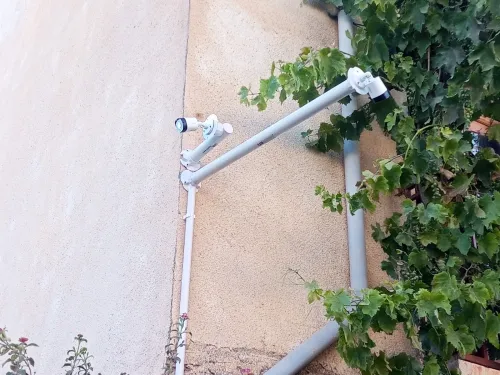 Installation et réparation تركيب وإصلاح كاميرات المراقبة