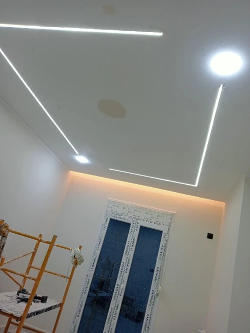 Décoration d'intérieur est placoplâtre 
