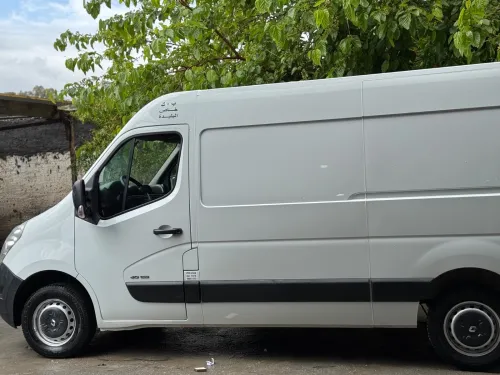 Renault Master 2012