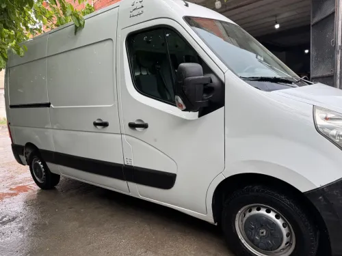 Renault Master 2012