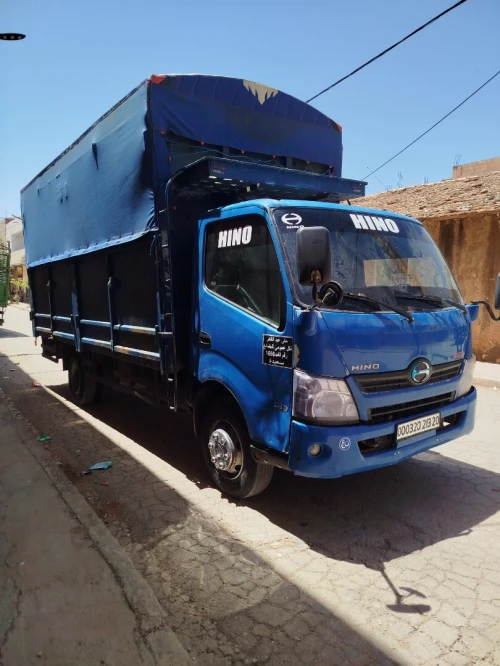 Hino 300 2013