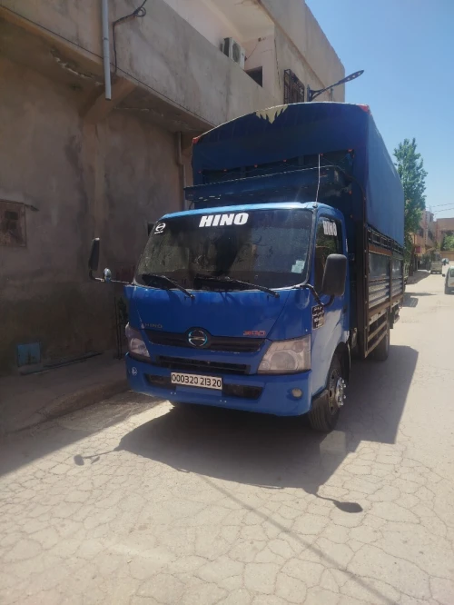 Hino 300 2013