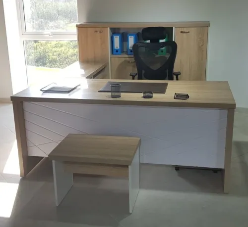 Ensemble de Bureau Responsable Tassili