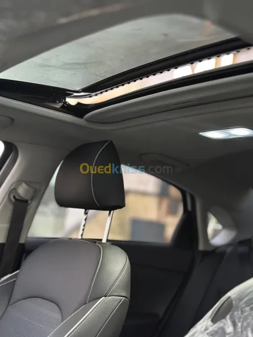 Kia K3 2025 Luxury