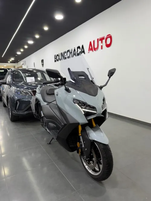 Yamaha T max tech 2025