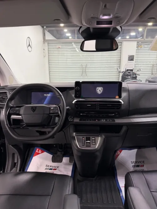 Peugeot Traveller 2025 Business Pack