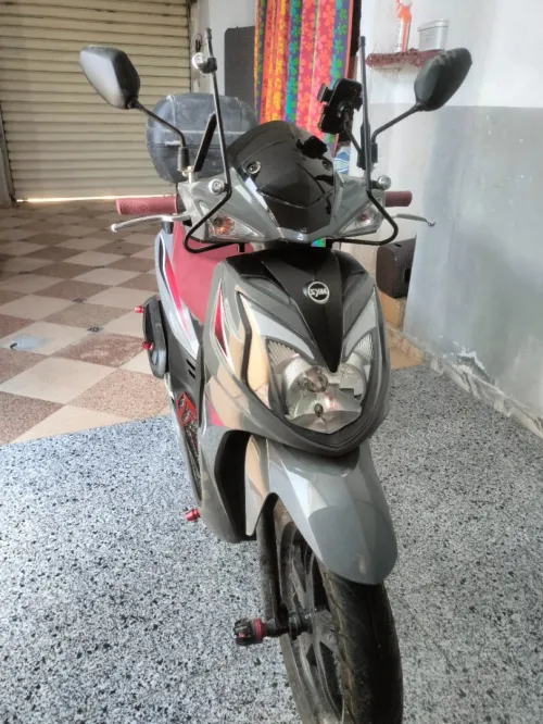 Sym Sr 2025