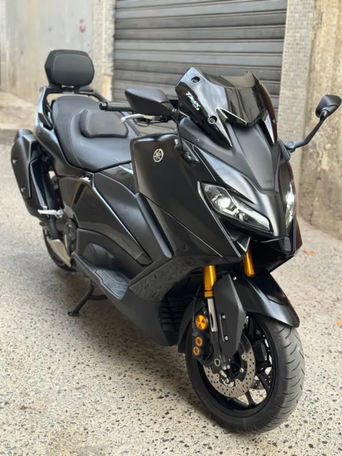 Yamaha Tmax 2024
