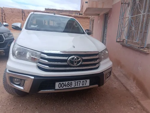 Toyota Hilux 2017 LEGEND SC 4x4