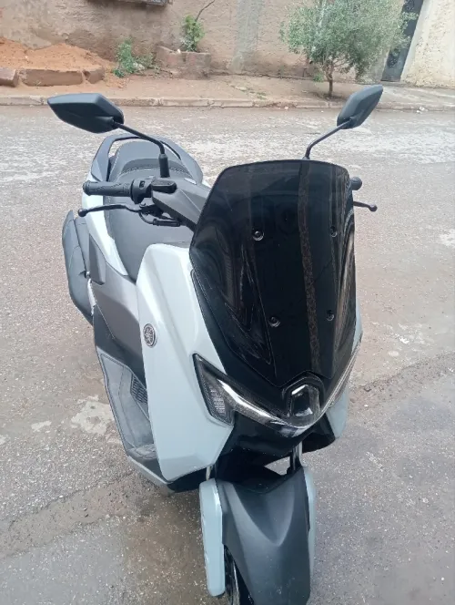 Yamaha Nmax 2025