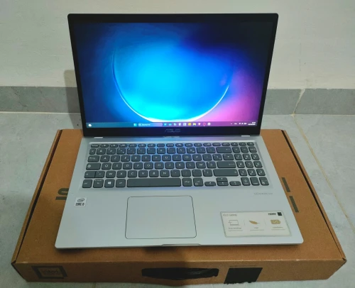Pc portable asus i5 10 gen 512Gb ssd m.2NVMe écran FHD 15.6"