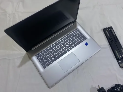Laptop HP i7