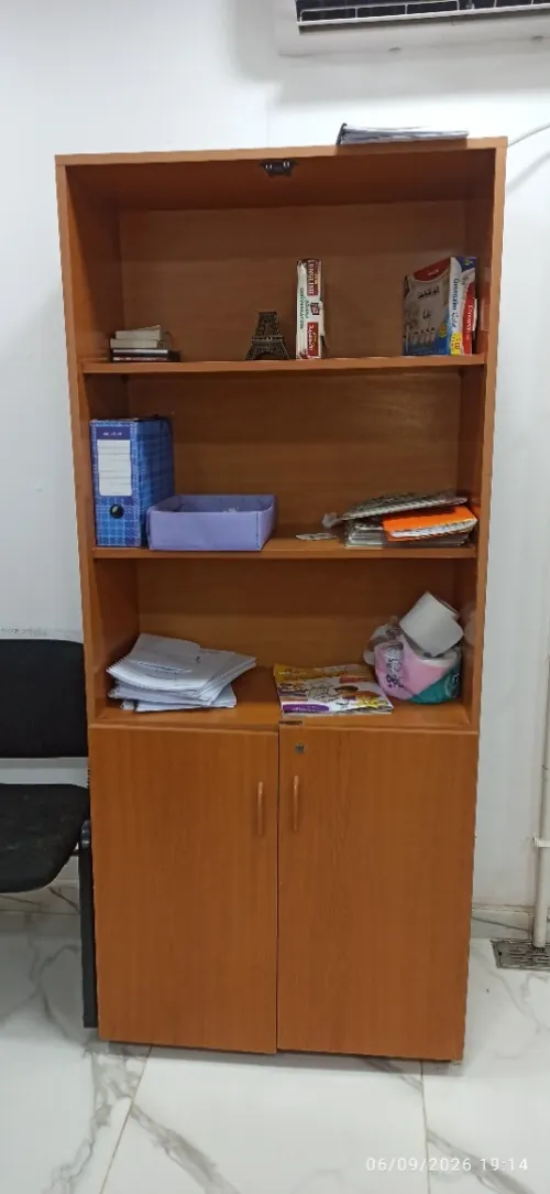 Bureau + armoire