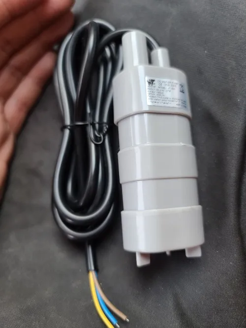 Pompe émerger 24v  pour Bianchi 