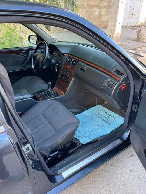 Mercedes Classe E 2000 E200