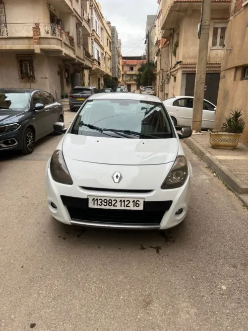 Renault Clio 3 2012 Night and Day