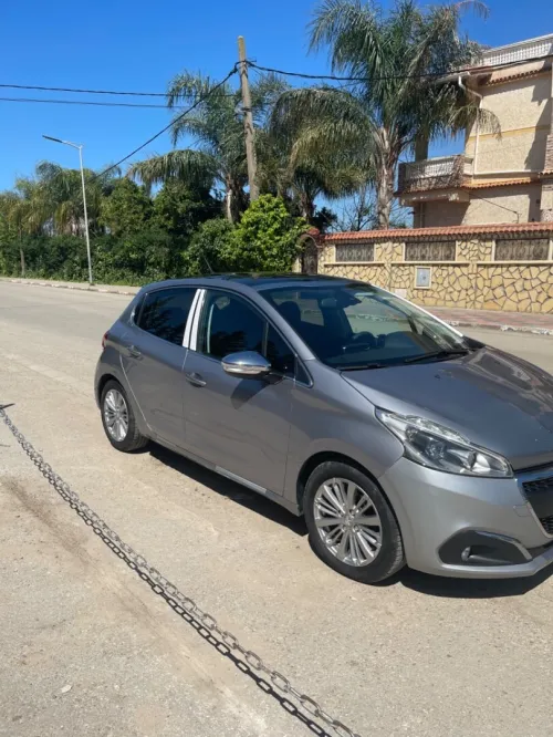 Peugeot 208 2019 Allure