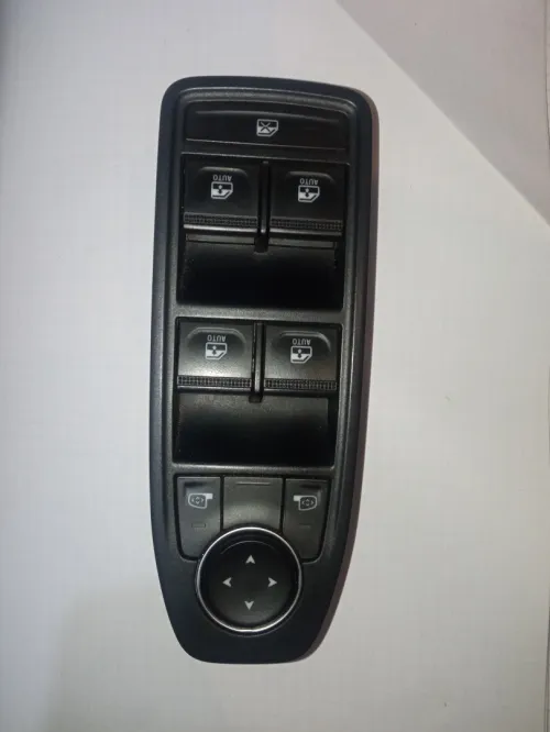 Bouton leve vitre électrique clio5 