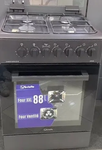 CUISINIÈRE 4 FEUX VEDETTE NOIR VENTILÉ CATALYSEUR