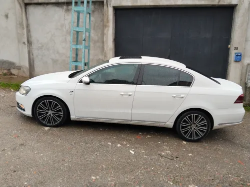 Volkswagen Passat 2011 Rline
