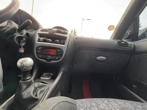 Peugeot 206 2000 Quik silver