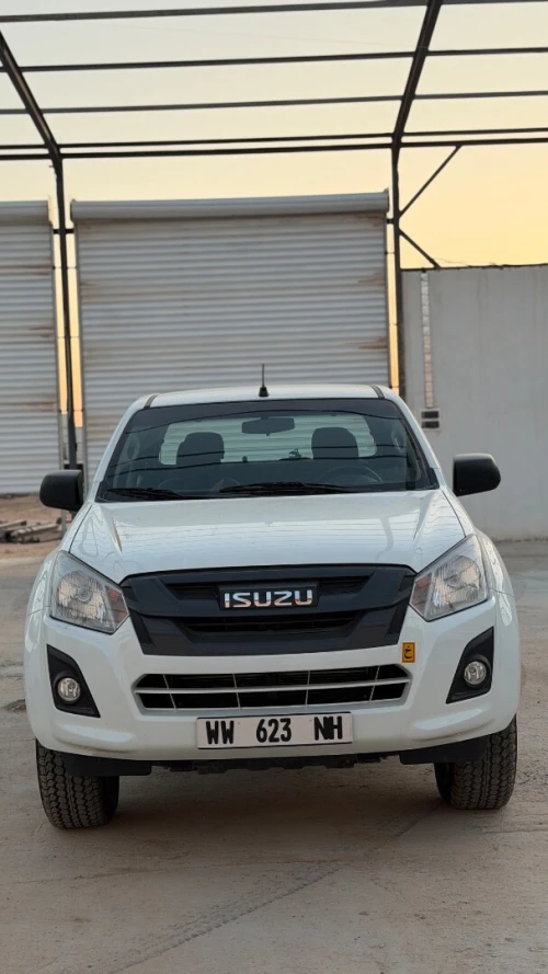 Isuzu D-MAX 2025 