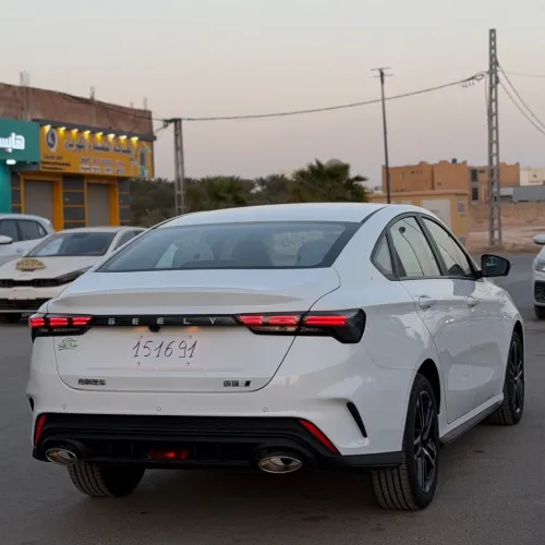 Geely Emgrand 2026 