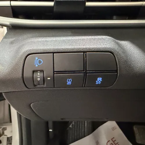 Hyundai Elantra 2025 GLX