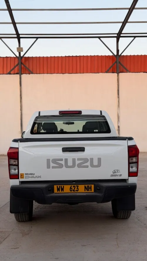 Isuzu D-MAX 2025 
