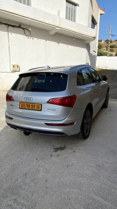 Audi Q5 2009 S Line Pack Tech