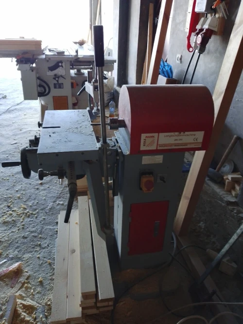 Machine menuiserie du boi