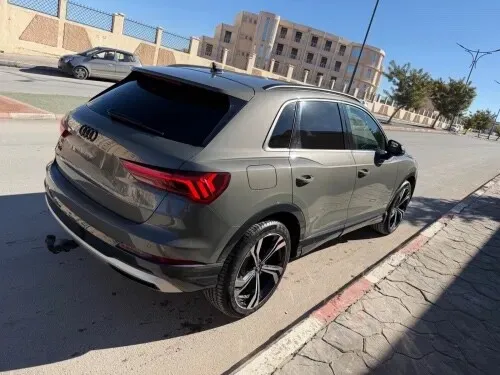 Audi Q3 2021 Q3