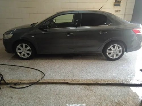 Peugeot 301 2013 Allure