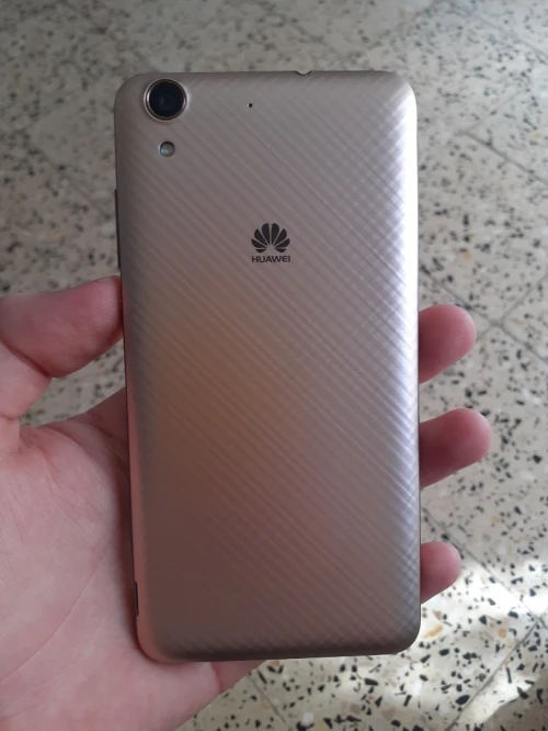Huawei Y6 2