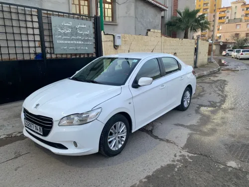 Peugeot 301 2014 Allure