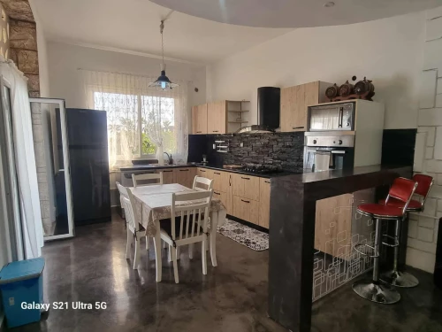 Location Appartement Niveau de villa F5 Alger Bouzareah