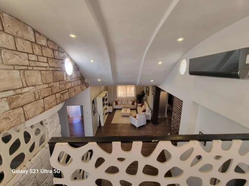 Location Appartement Niveau de villa F5 Alger Bouzareah