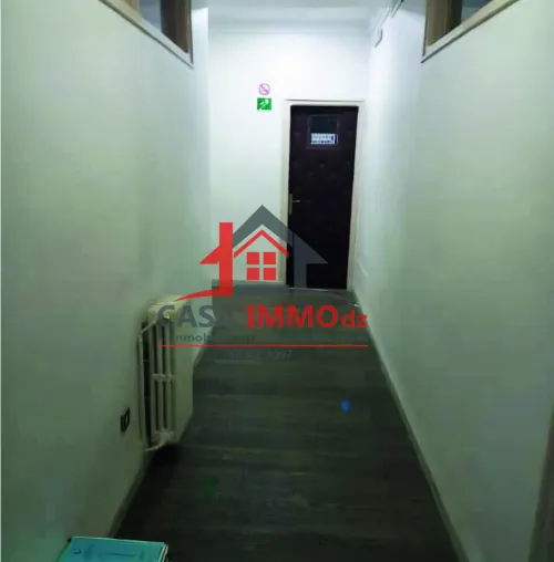 Vente Appartement Niveau de villa F10+ Alger Kouba