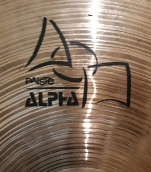 À Vendre Cymbale Crash 18 dix-huit pouces Paiste ALPHA 