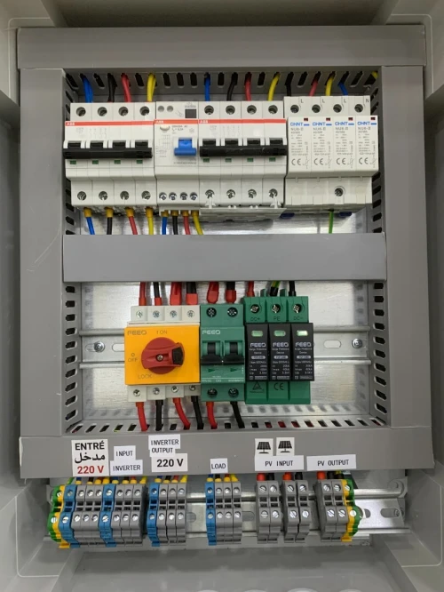étude, câblage et installation de tous types d'armoires électriques (TGBT, pompage, éclairage, inverseur de source...)     دراسة وتركيب مختلف أنواع الخزائن الكهربائية