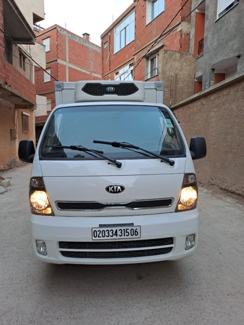 K2700 frigo Kia 2015