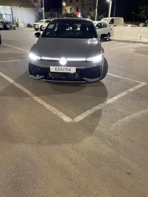 Volkswagen Golf 8 2025 Pro R-line