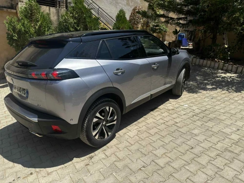 Peugeot 2008 2023 GT
