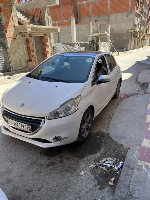 Peugeot 208 2014 Hdi