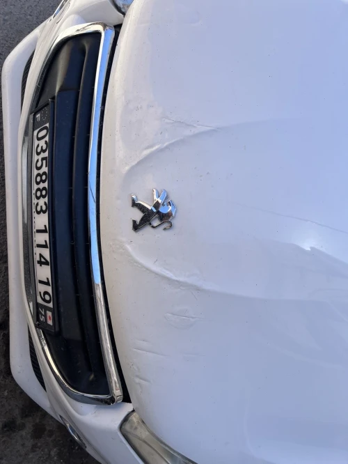Peugeot 208 2014 Hdi