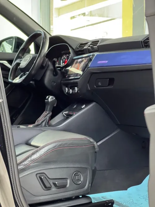 Audi Q3 2023 S-line
