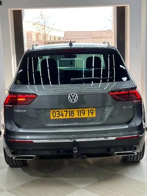 Volkswagen Tiguan 2019 Drive 